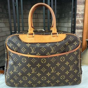 Louis Vuitton Deauville